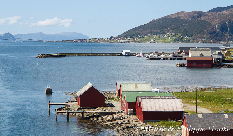 Runde 1847.jpg - Entre Ulsteinvik et l'île de Runde (Norvège, juin 2012)